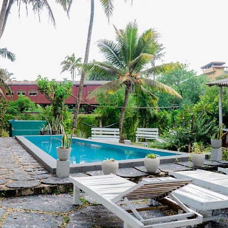 Bed and Breakfast Asanka Surf House & Resturant Мідіґама-Іст Екстер'єр фото